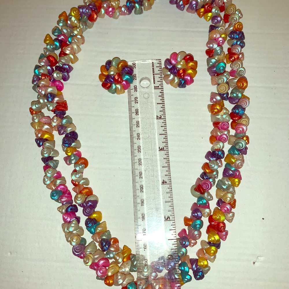 Vintage shell necklace Trochus shell earrings